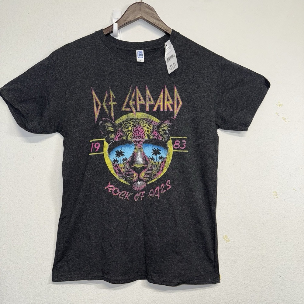 Def Leppard Rock‎ of Ages T Shirt Mens Medium 1983 Leopard Graphic Brisco